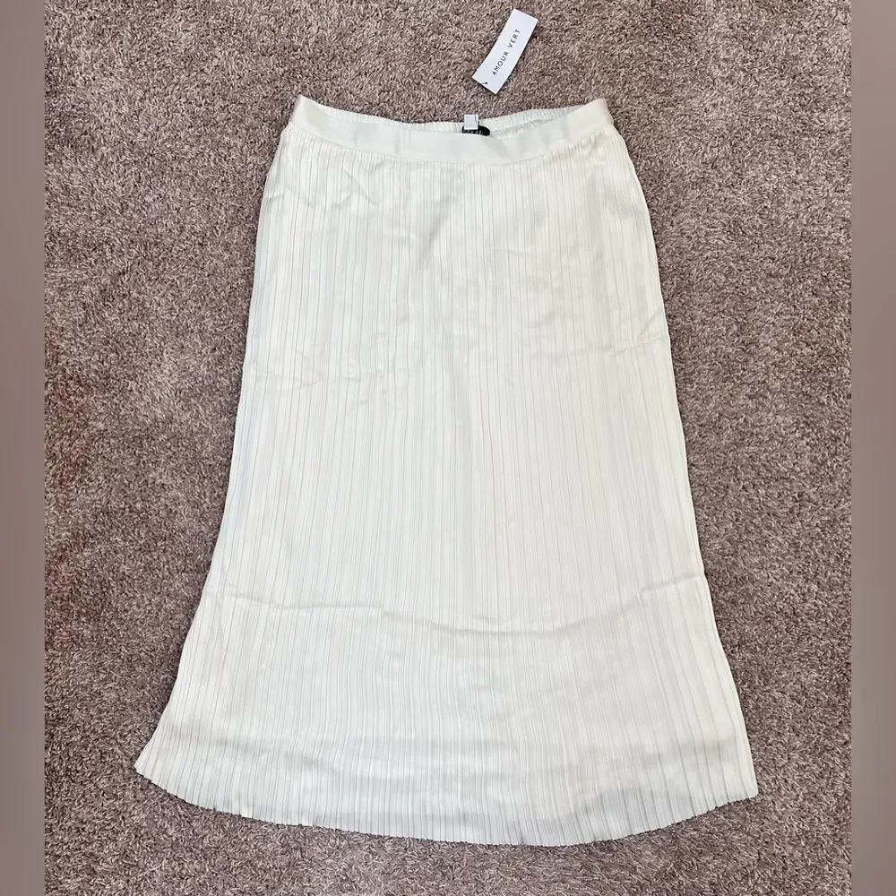 Amour Vert Blazed Pleated and Lined Skirt